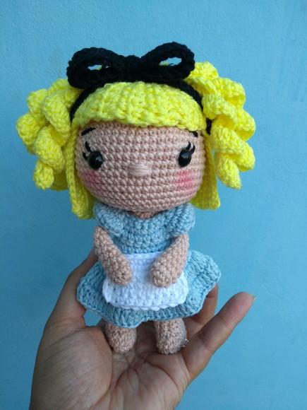 Boneca Mini Alice