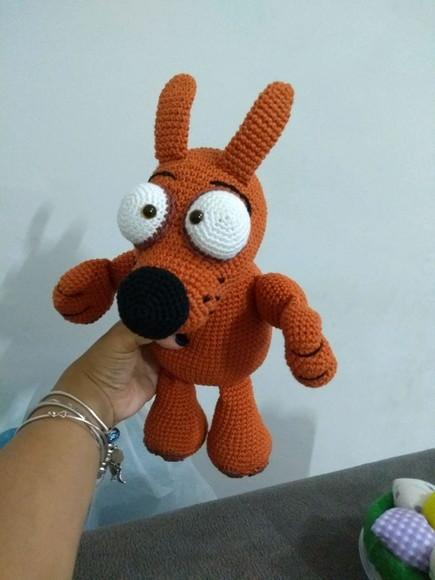 Cachorrinho Linguiça Amigurumi