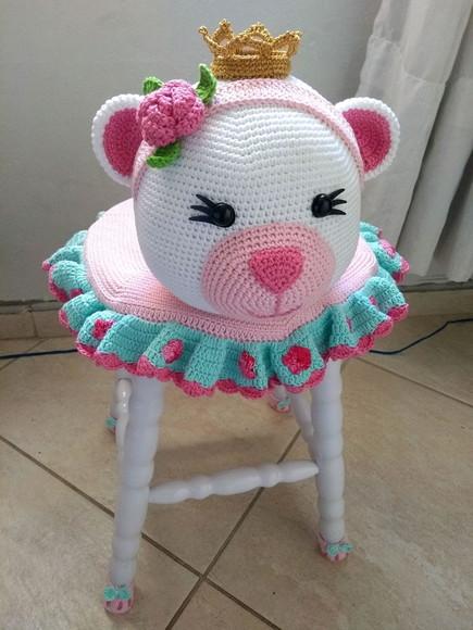 Capa para banquinho em croche