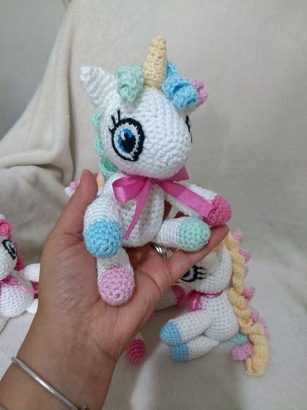 Mini Amigurumi Unicórnio