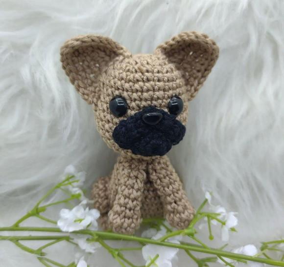 Mini Buldogue Francês 15 cm - Amigurumi