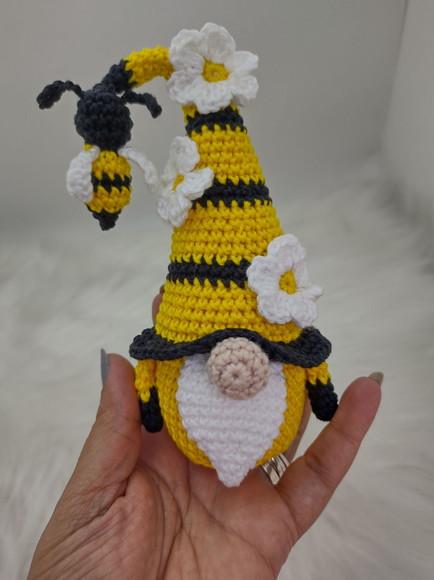 Mini Gnomo Em Crochê Abelha