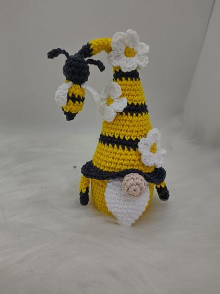 Mini Gnomo Em Crochê Abelha