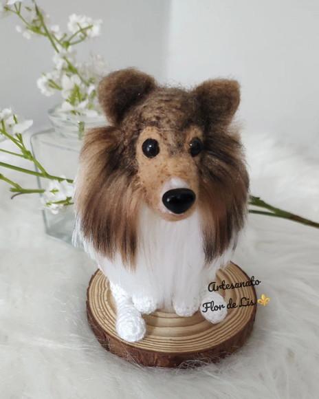 Miniatura Pastor Shetland- Amigurumi de Crochê com Feltragem