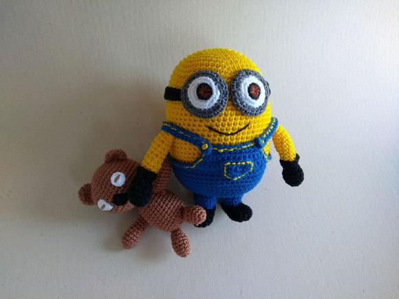 Minion Bob com Ursinho