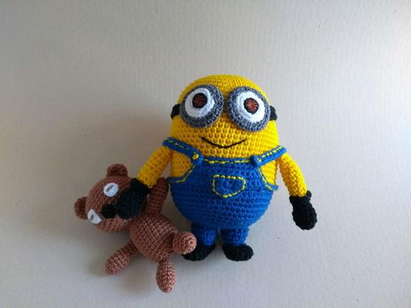 Minion Bob com Ursinho
