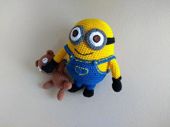 Minion Bob com Ursinho