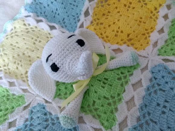 Naninha ou Manta do Apego em Crochê