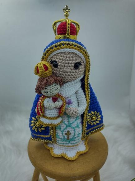 Nossa Senhora do Bom Parto em Crochê Amigurumi