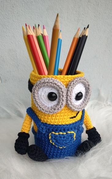 Porta Lápis ou Porta Treco em Crochê Minion