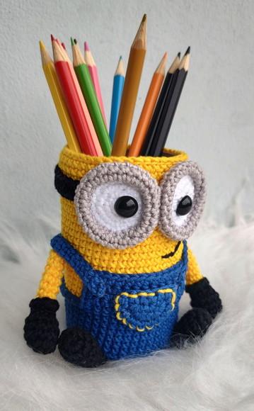 Porta Lápis ou Porta Treco em Crochê Minion