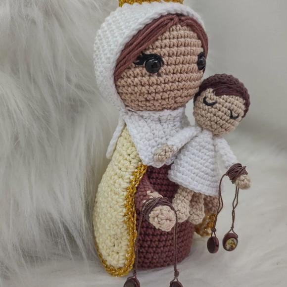 Santinha em crochê - Nossa Senhora do Carmo