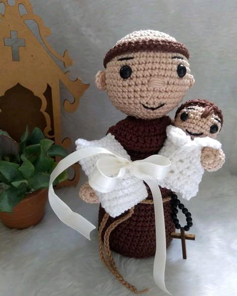 Santo Antônio Amigurumi