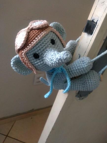 Segura Porta Mini Elefante em Amigurumi