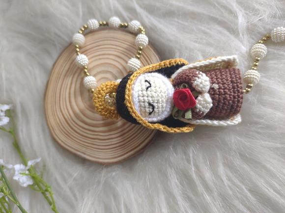 Terço de Crochê com Mini Santinha