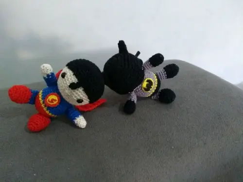 Amigurumi Batman ou Superman