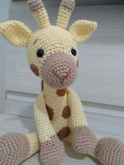 Amigurumi Girafa Dengosa