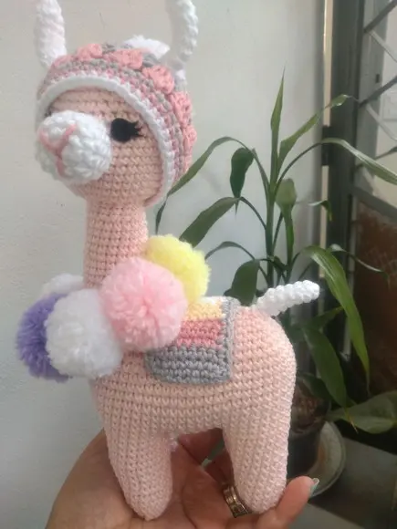 Amigurumi Lhama em Crochê