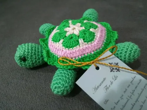 Amigurumi Tartaruga porta agulhas e alfinetes