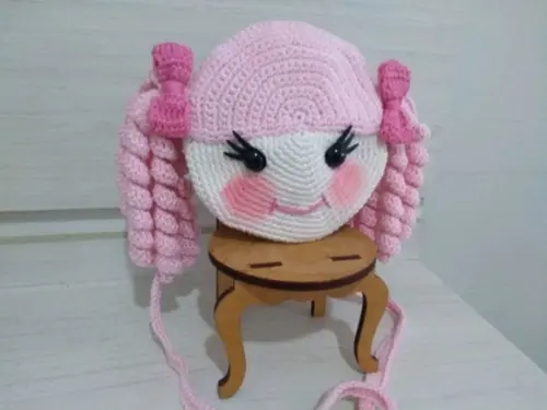 Bolsa infantil em croche Boneca