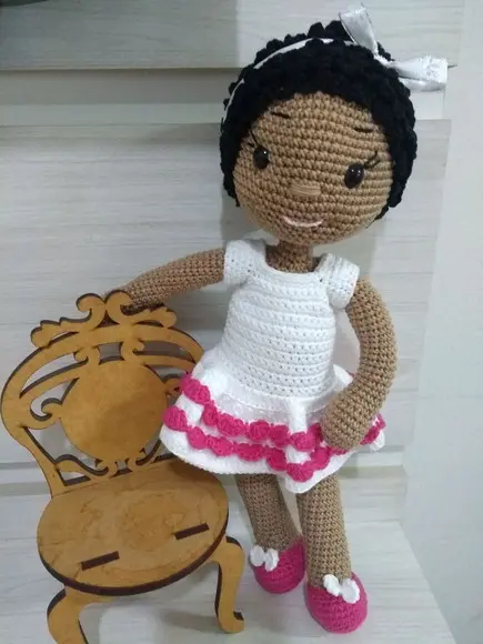 Boneca Emily