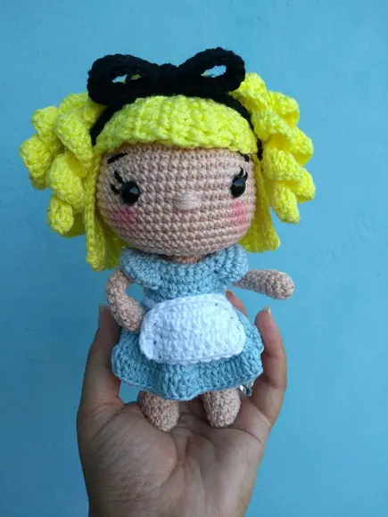 Boneca Mini Alice