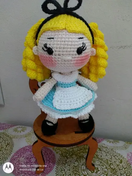 Boneca Pequena Alice
