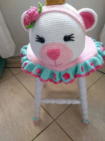 Capa para banquinho em croche