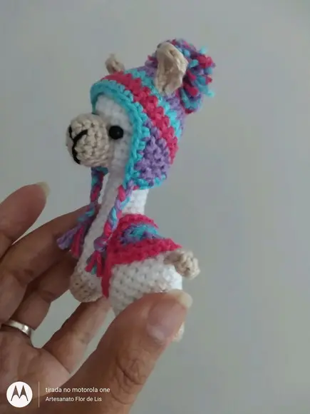 Chaveiro de crochê Lhama