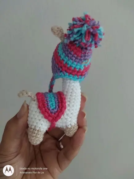 Chaveiro de crochê Lhama