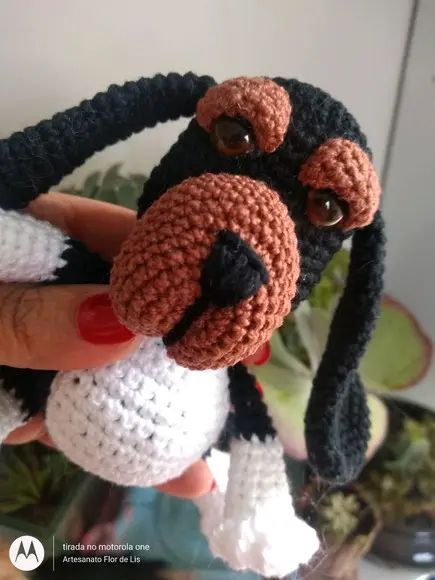 Mini Basset - Amigurumi de Crochê