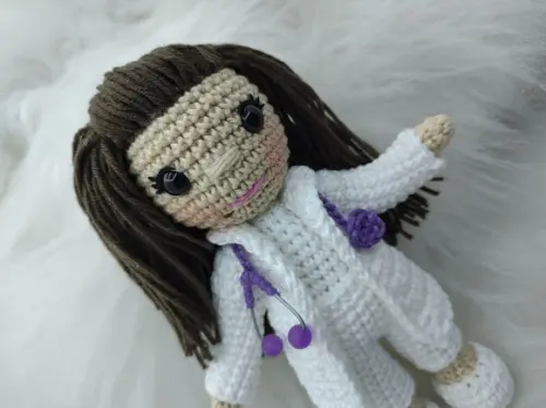 Mini boneca profissão - Médica