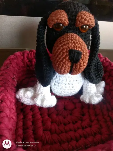 Mini Basset - Amigurumi de Crochê