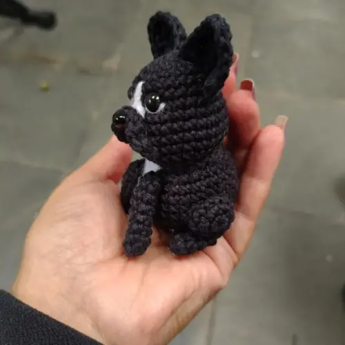 Mini Buldogue Francês - Amigurumi de Crochê