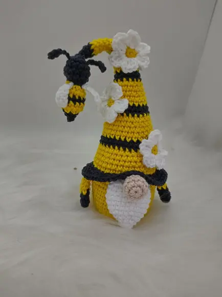 Mini Gnomo Em Crochê Abelha