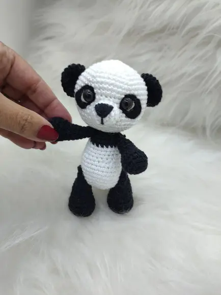 Mini Panda em Crochê - Amigurumi