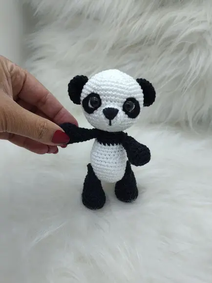 Mini Panda em Crochê - Amigurumi