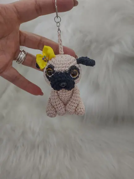 Mini Pug De Crochê - Chaveiro