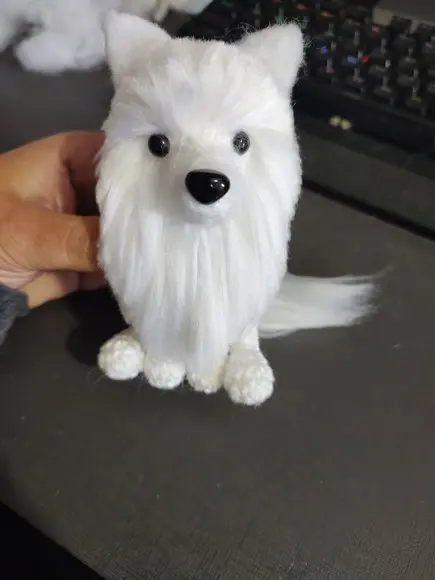 Miniatura Samoieda - Amigurumi de Crochê com Feltragem