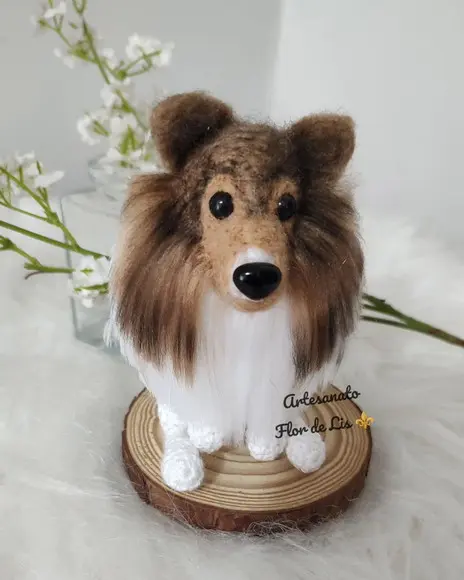 Miniatura Pastor Shetland- Amigurumi de Crochê com Feltragem