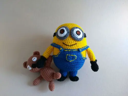 Minion Bob com Ursinho