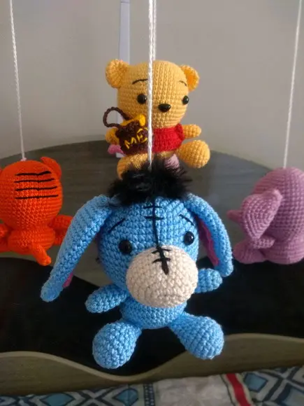 Mobile com a Turma do Ursinho Pooh em Amigurumi