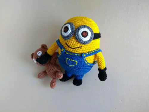 Minion Bob com Ursinho