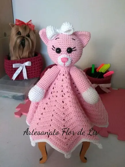 Naninha ou Manta do Apego em Crochê - Gatinha