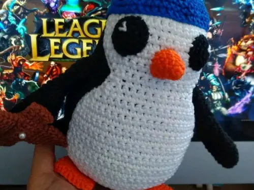 Receita Amigurumi - Pinguim Pingu Plumário - Lol