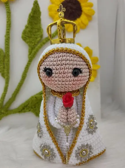 Santinha em crochê - Nossa Senhora