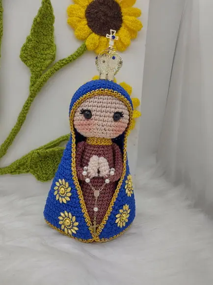 Santinha em crochê - Nossa Senhora