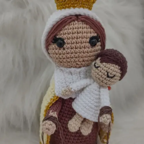 Santinha em crochê - Nossa Senhora do Carmo