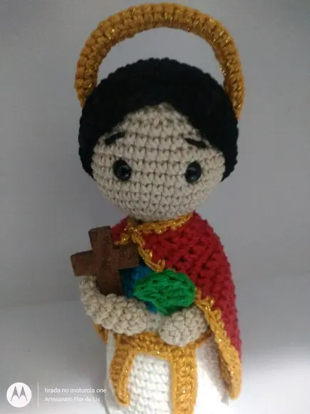 Santo Expedito em crochê Amigurumi