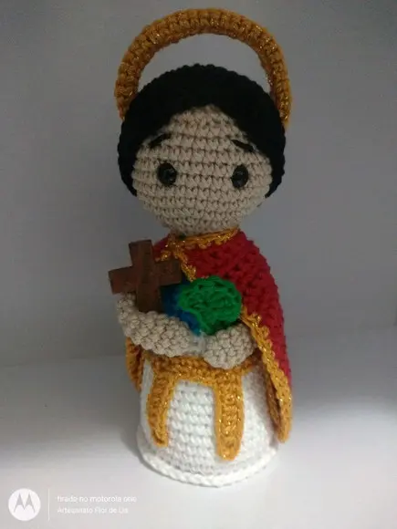 Santo Expedito em crochê Amigurumi
